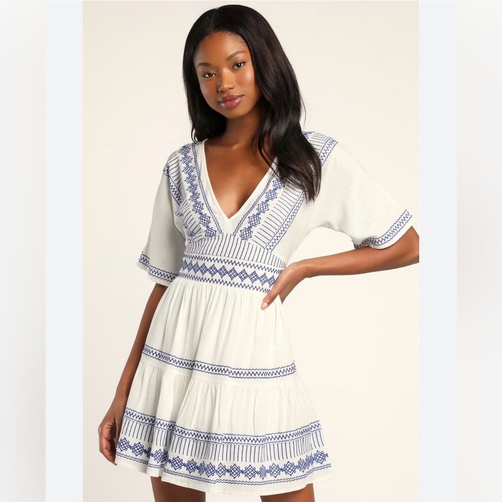 NEW Lulu’s White Embroidered Short Sleeve V-Neck Mini Dress - Large